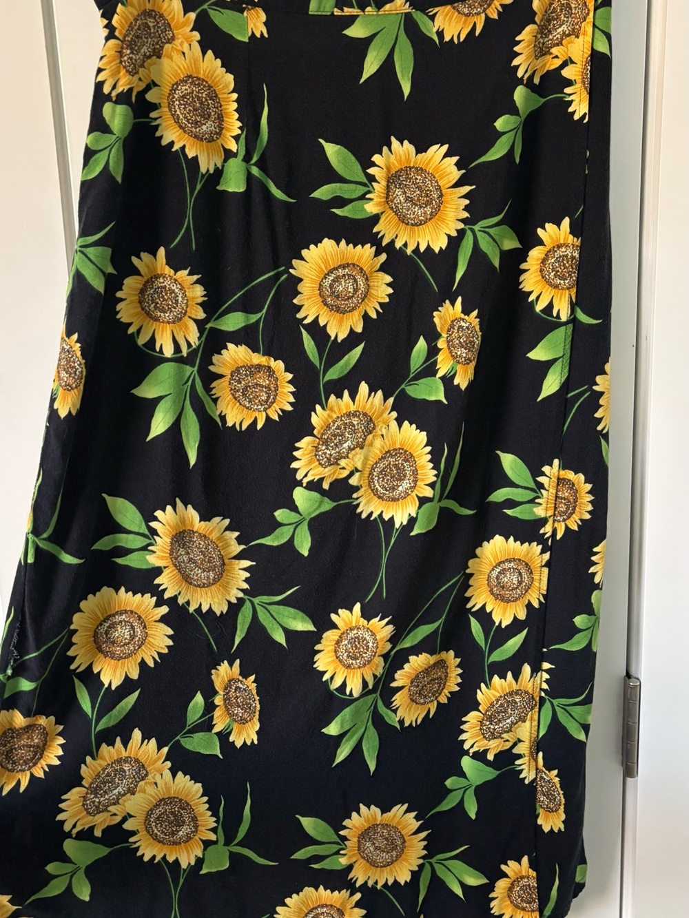 Notations Black Sunflower Print Maxi Skirt